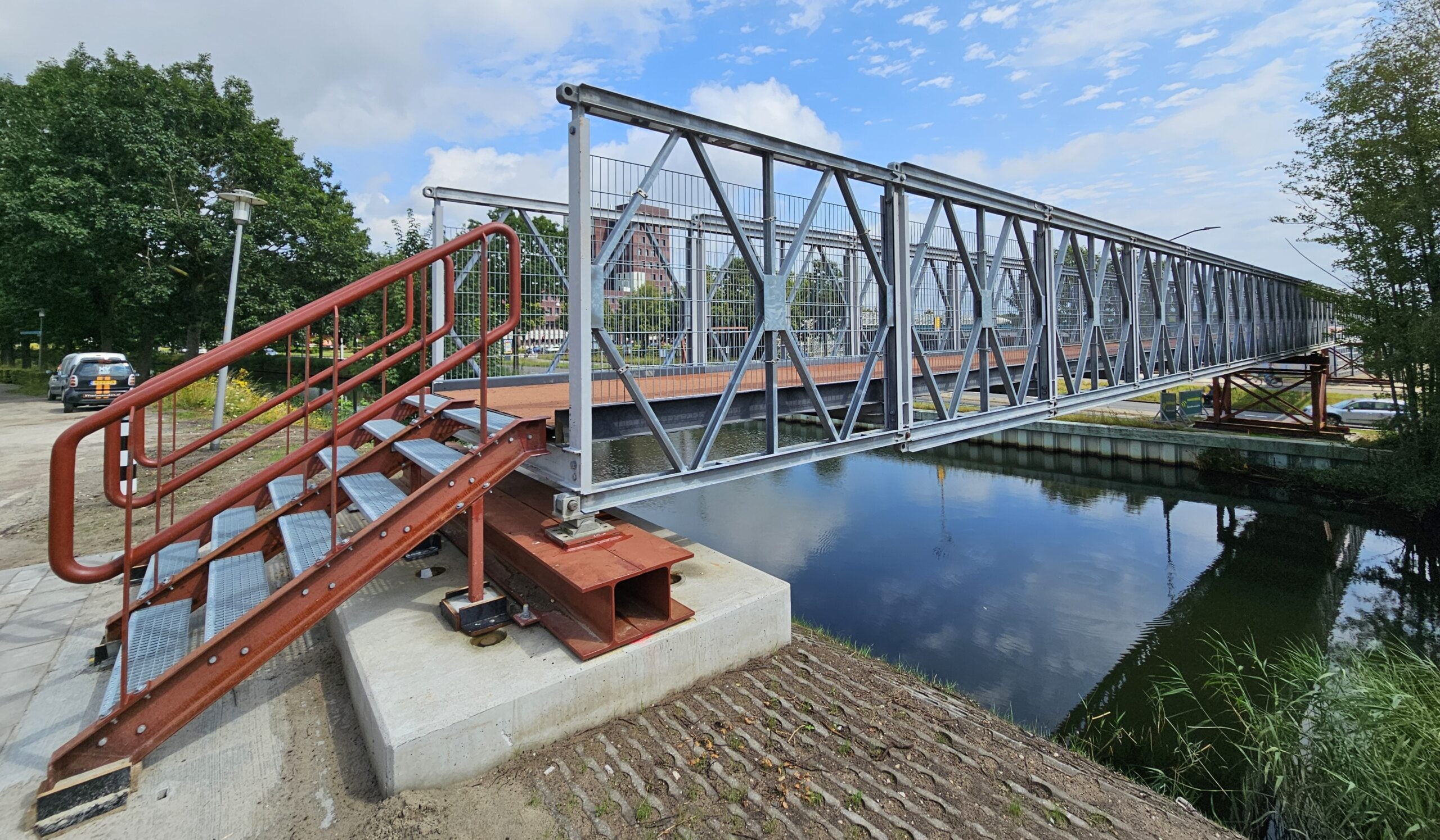 “De brug die in het water viel” - WijApeldoorn