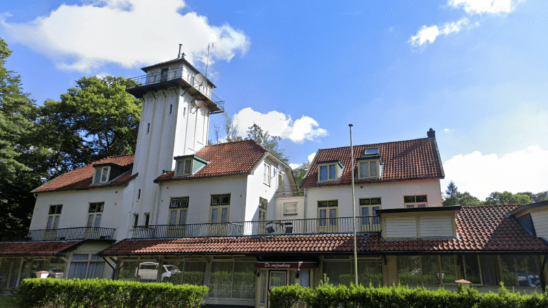 Noodopvang hotel Vrijenberg in Loenen