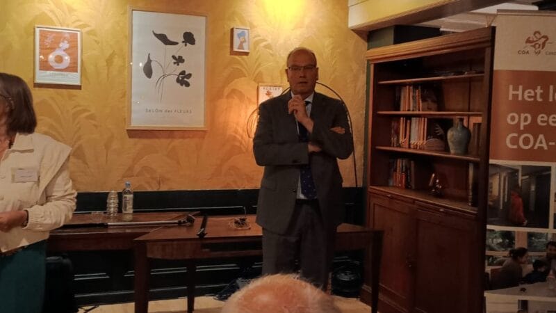 Bewonersbijeenkomst Loenen over Asielopvang in Hotel De Vrijenberg